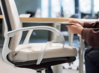 智能锁扶手低垂解决方案