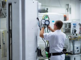 开利空调品牌维修服务热线解释%定频空调加氟压力标准是多少？