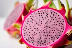 揭秘：龙眼外壳发白真相，是打蜡泡药？常见误区大剖析